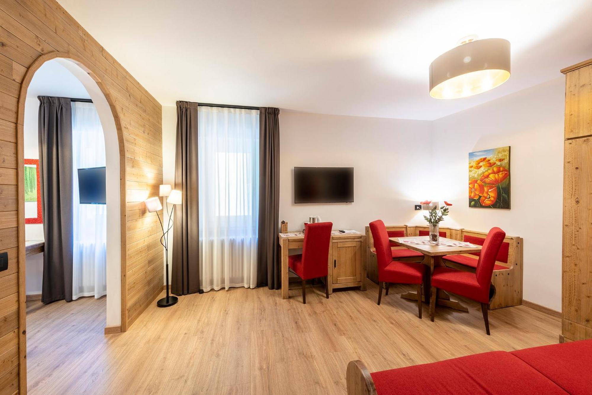 Hotel Alpino Wellness & Spa Пейо Фонти Экстерьер фото